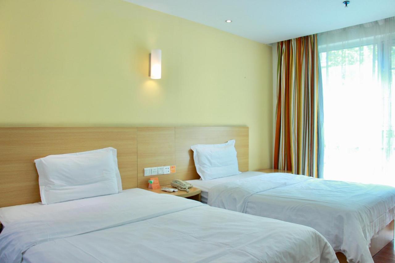 7Days Inn Guangzhou Tianhe Yantang Yue Ken Road Kültér fotó